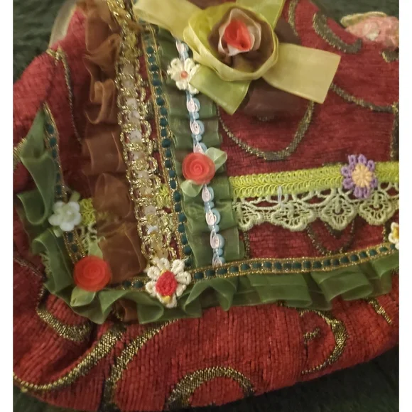 Beautiful Vintage Boho Style Hand Bag